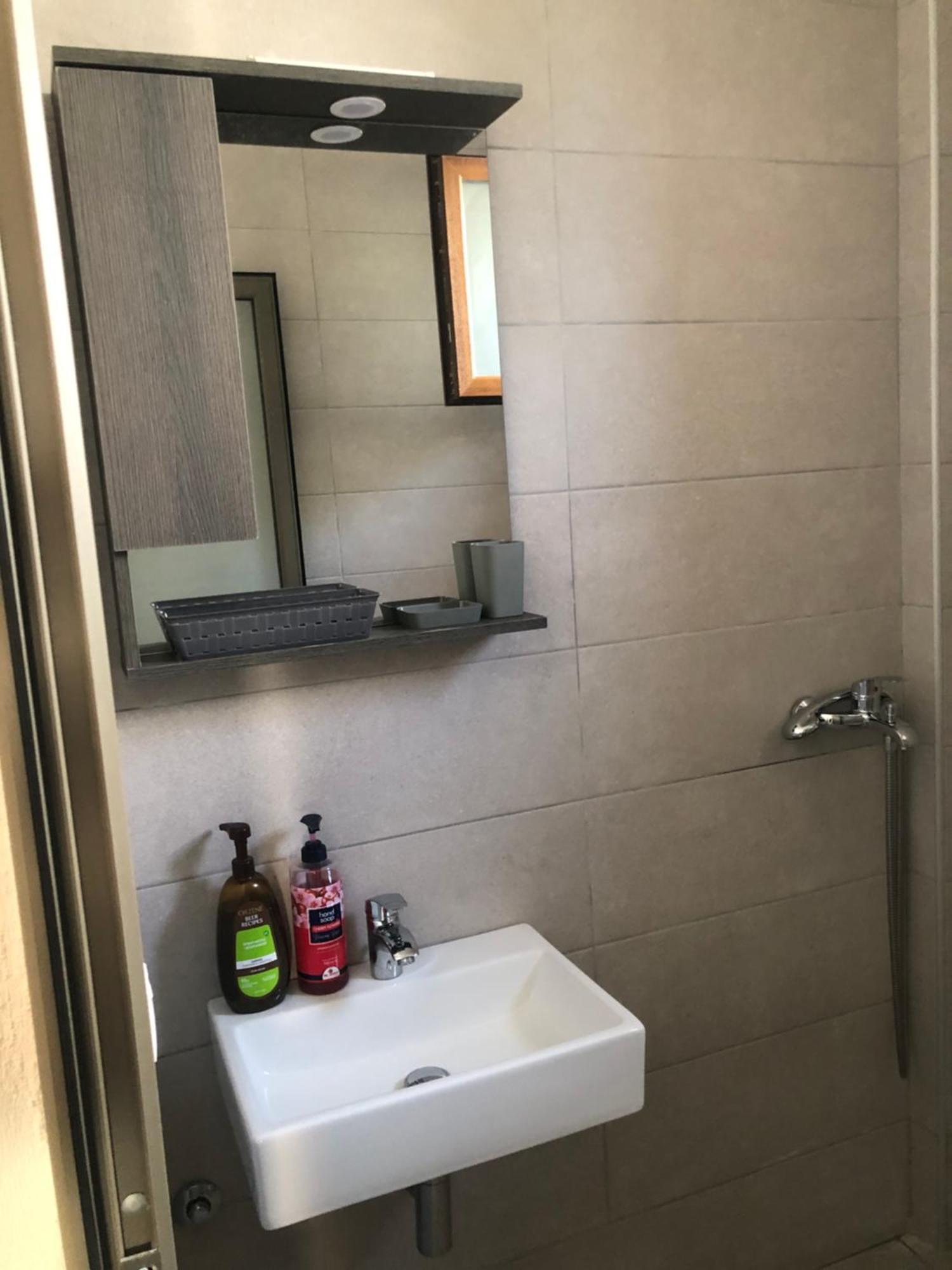 Daniela Apartments ネア・ローダ エクステリア 写真