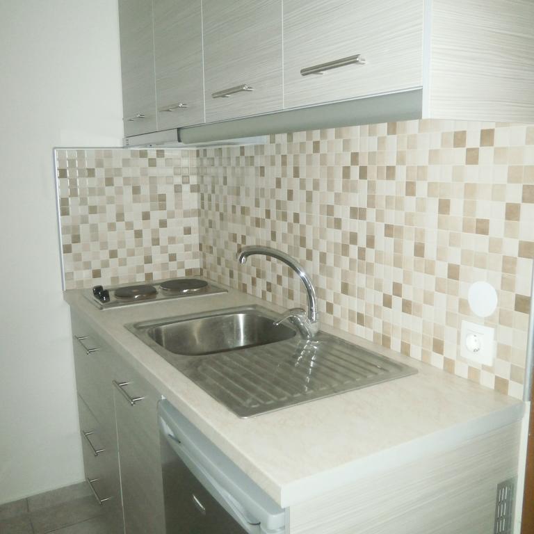 Daniela Apartments ネア・ローダ エクステリア 写真
