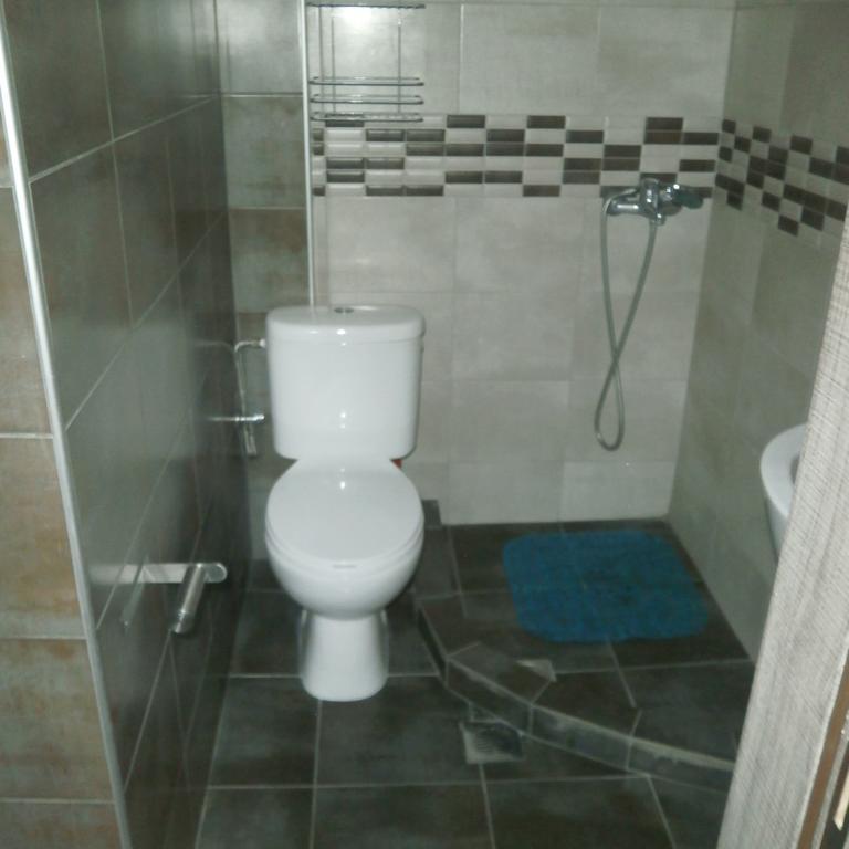 Daniela Apartments ネア・ローダ エクステリア 写真