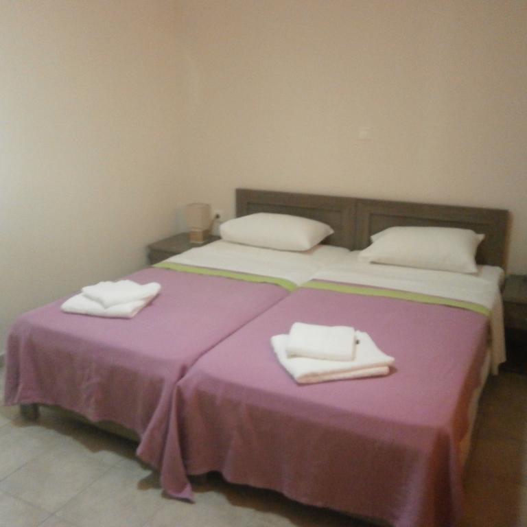 Daniela Apartments ネア・ローダ エクステリア 写真