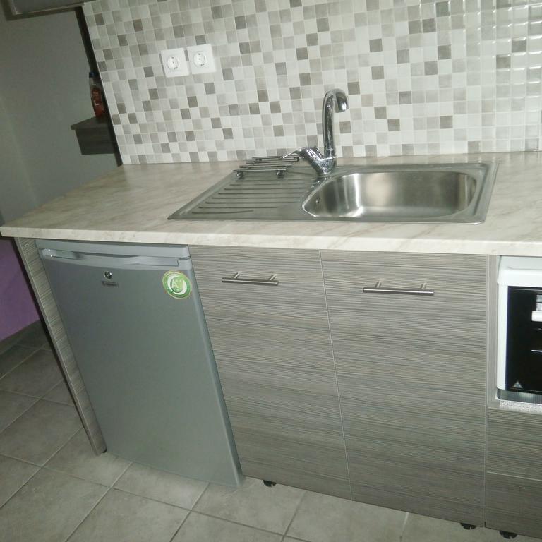 Daniela Apartments ネア・ローダ エクステリア 写真